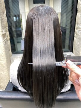 オーバー 三軒茶屋(OVER→) 【オーバー三軒茶屋】髪質改善/縮毛矯正口コミ人気第１位◎