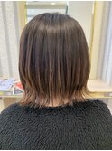 大人かわいい小顔外ハネミディアムボブ前髪なし20代30代40代50代