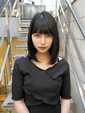 セラ(Cela) 大人可愛い重めバングロブ