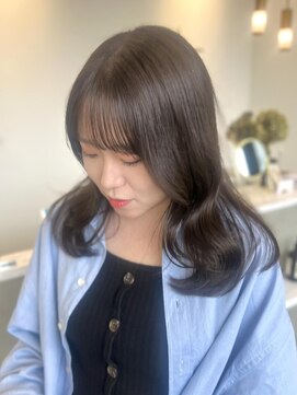 ローブ(L’AUBE) フェイスレイヤーカットまろやかベージュイルミナカラー