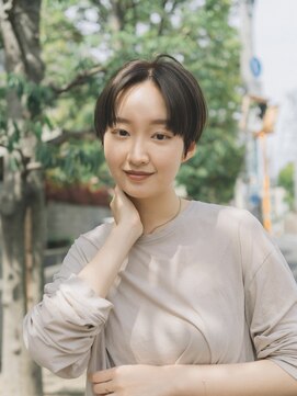 ガーデンヨコハマ(GARDEN YOKOHAMA) ショート ショートボブ ハイライトカラー 縮毛矯正 夏