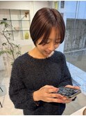 【ショートヘア×暖色ブラウン】