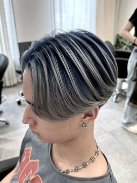 シエラ 堀江(CIERA.) メンズマッシュセンターパート メンズアップバング波巻きパーマ