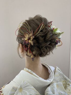 ゲッカビジン(GEKKABIJIN) ルーズなアップスタイル