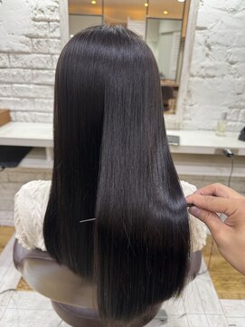 タミーズ 金山(Tummy's) 美髪矯正ストレート