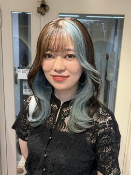 テトラ バイ ネオリーブ 横浜西口店(tetra by neolive) ペールブルー　インナー　デザイン　レイヤーカット　横浜★