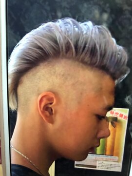 ヘアーリゾート ラ シック(hair resort La chiq) パールブルー