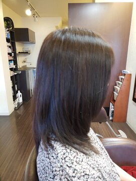 ヘアメイク ビス(Hair Make Bis.) セミロングスタイル