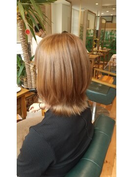 ルッカランス 王子店(Lucca Lance) 9月 ブリーチあり外ハネレイヤー