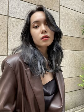 ノラキチジョウジ(NORA KICHIJOJI) #レイヤーカット#流し前髪#透明感カラー#黒髪#外国人風カラー