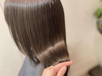 リズ 都島店(Lis)の写真/【都島駅より徒歩5分】一人ひとりの髪質に合った最適なヘアケアをご提案！内側から補正しまとまる髪へー。