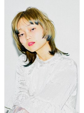 レガーレ(Legare) 【ミディアムウルフ】マッシュウルフ/バレイヤージュ/ハイライト