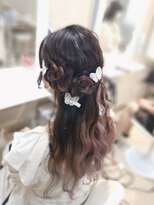 ヘアセットサロン ミント(Hair set salon MINT)&nbsp;お花ハーフアップ