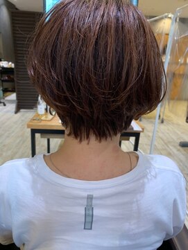 トレ(tre.) 甲子園口/髪質改善/縮毛矯正/白髪染め/ハイライト/酸性