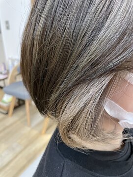 リムルヘアー(Rymlhair) 大人インナーカラー/こなれヘア/小顔補正立体カット