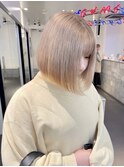 ボブ/ブロンドベージュカラー/ブリーチ/ダブルカラー/原宿