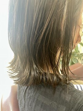 ラテ アトリエ(latte atelier) 大人可愛い/細かめハイライト/グレージュ