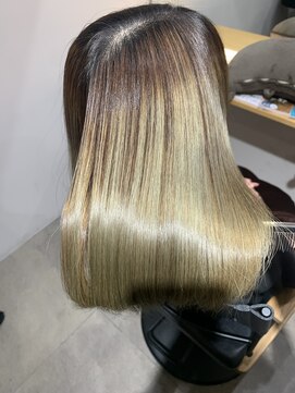 リズ(Lis.) ブリーチ毛対応ストレート