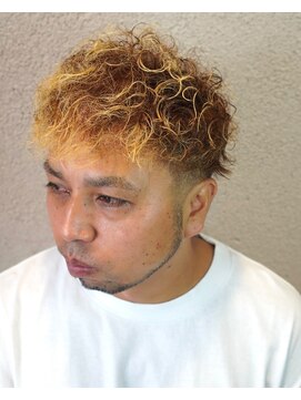 髪工房ケンズ 上新庄(髪工房ken's) ショートスペインカール