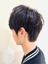 アウリンコ(aurinco) ストレートアイロン仕上げでつくる、ナチュラル束感ショート