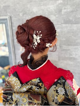 クロリ(Coloris) 成人式ヘアアレンジ + 着付け