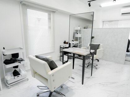 ルチア エミュ(LUCIA e'mu)の写真