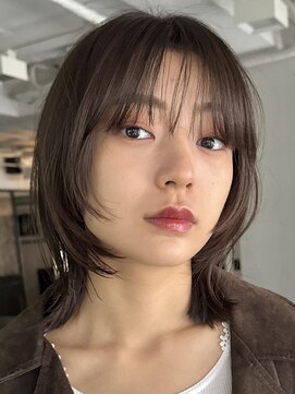 アビー(ABBEY) 顔周りがポイントのレイヤーボブ