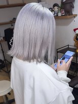 ブレイズヘアー(BLAZEhair) 【ハイトーン】ホワイトシルバー×ブリーチ3回