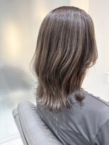 フルー 都立大学店(Fleu r)&nbsp;白髪ぼかしハイライトでくすみカラー