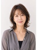 大人の女性に似合うミディアムヘア