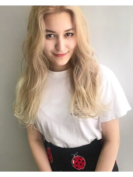 サングース(Sungoose) <Sungoose>外国人風スパイラルウェーブ