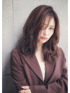 ロアナ 六本木(LOANA ROPPONGI) 20代30代　大人可愛く　かき上げ　ローレイヤー