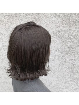ヴィーヴォ 天六店(VIVO) 【VIVO】池田晃久 ダークブラウン 切りっぱなしボブ