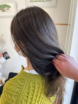 シークレットベースエヌ(Secret Base N) 20代30代40代☆ツヤ髪☆大人かわいい愛されアッシュベージュ☆