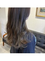 アルマヘアー(Alma hair by murasaki)&nbsp;◎ロングスタイルのグレーベージュ◎