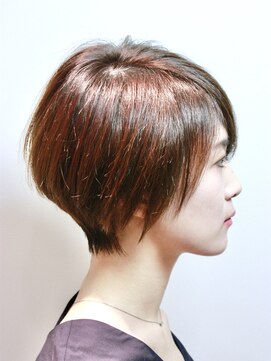 ヘア デザイン リスク(HAIR DESIGN RISK) 【RISK 高橋勇太】黒髪でシルエットが完璧な束感ベリーショート