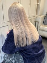 ベレーザ 渋谷(BELEZA)&nbsp;3311プラチナブロンドハイトーンカラーこなれヘアバイカラー