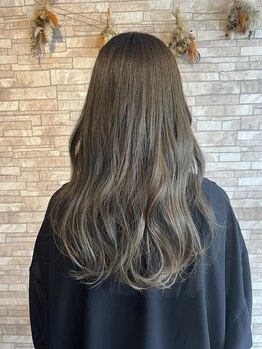クマプラス(KUMA+)の写真/一人一人の髪質に合わせた、丁寧なカウンセリングとアドバイスで、サロンの仕上がりを長くキープできます♪