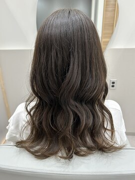 ジーナ 浦和美園(Zina) オリーブカラー