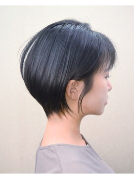 ヘアスタジオヘーフリヒ(HAIR STUDIO HoFLICH) 浜松ショート/浜松ショートヘア/骨格補正/小顔ショート/前下がり