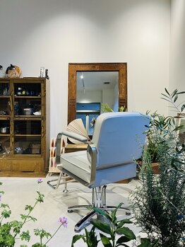 こかげの写真/マンツーマン施術◎ブリーチ以外シャンプーリンス・カラー全てノンケミカル100%自然の素材をそのまま使用！