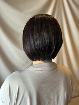 ココカラヘアー ニコ(cococara hair nico) 前下がりショートボブ/前髪あり/オリーブベージュ