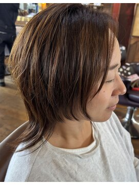 オークモス(OakMoss) ウルフ系レイヤースタイル