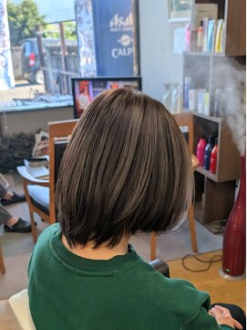 コントラストシルバーグレーハイライト