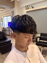 グラッドマンズカットクラブ 立川(GLADMAN'S CUT CLUB)&nbsp;スペインカールロースキンフェード立川メンズパーマ