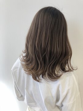 クールブ(Courbe) ミルクティーベージュ♪【2020 Courbe 春夏 ヘアカラー】