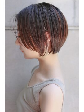 カライングドゥ(ing deux) 【+~ing deux】ナチュラルショートボブ【辻口俊】