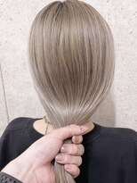 ミラ 新宿(MILA)&nbsp;ハイミルクティ/ベージュ/艶髪/ブリーチ