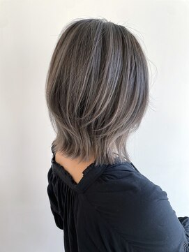 フェーディン(fa/din) バレイヤージュグレージュ×レイヤーボブ