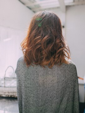 フローラビューティーヘアー(Flora Beauty Hair) レディーガール/20代/30代/40代/50代/岡山/表町